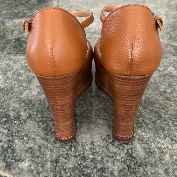Tan Wedge Sandals — Brooks Brothers - Picture 7 of 9
